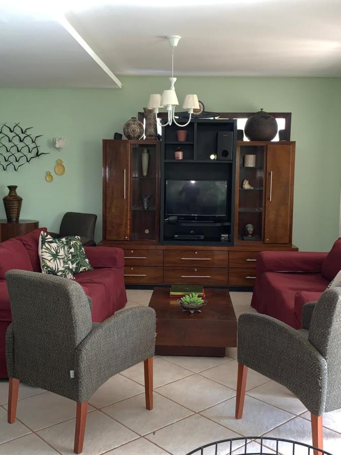 לאורו דה פרייטס Casa De Temporada 4 Quartos Sendo 2 Suites Em Vilas Do Atlantico - 200 M Da Praia E 6 Km Da Capital מראה חיצוני תמונה