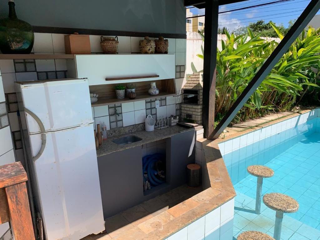 לאורו דה פרייטס Casa De Temporada 4 Quartos Sendo 2 Suites Em Vilas Do Atlantico - 200 M Da Praia E 6 Km Da Capital מראה חיצוני תמונה
