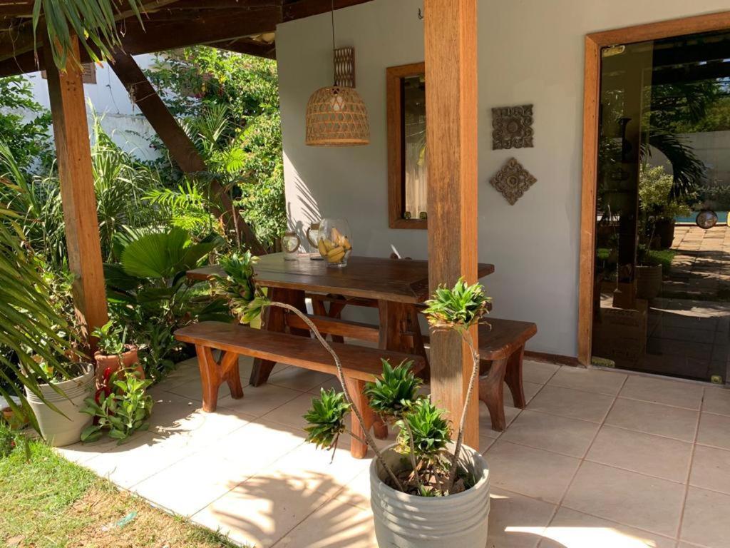 לאורו דה פרייטס Casa De Temporada 4 Quartos Sendo 2 Suites Em Vilas Do Atlantico - 200 M Da Praia E 6 Km Da Capital מראה חיצוני תמונה