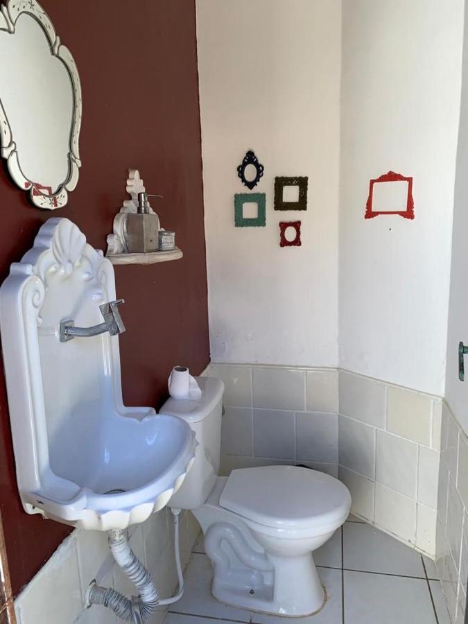 לאורו דה פרייטס Casa De Temporada 4 Quartos Sendo 2 Suites Em Vilas Do Atlantico - 200 M Da Praia E 6 Km Da Capital מראה חיצוני תמונה
